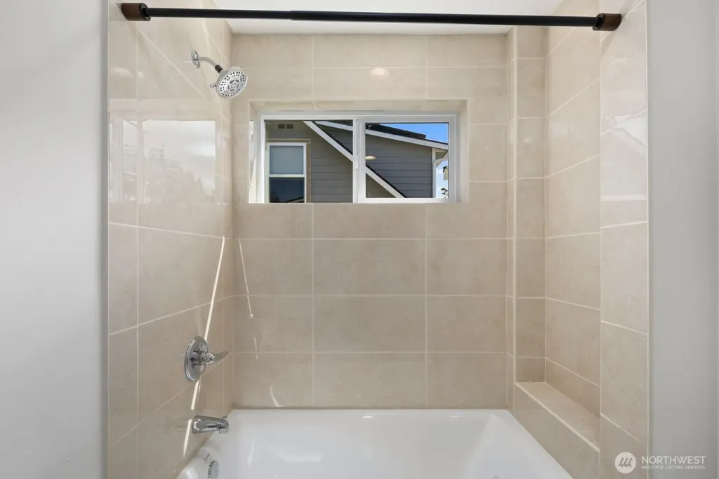 1249 SW 151st Street Seattle WA 98166
