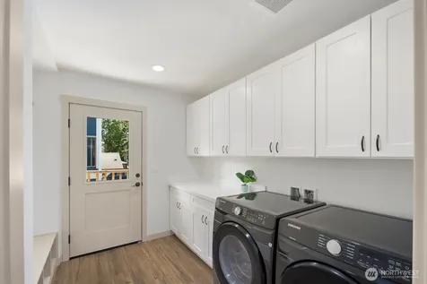 1249 SW 151st Street Seattle WA 98166