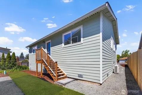 1249 SW 151st Street Seattle WA 98166