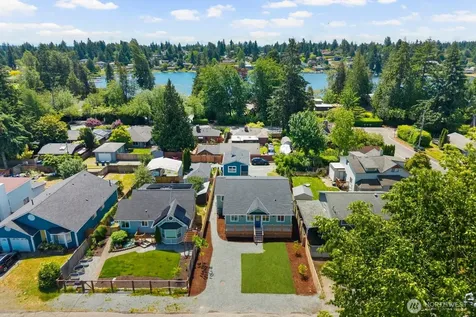1249 SW 151st Street Seattle WA 98166