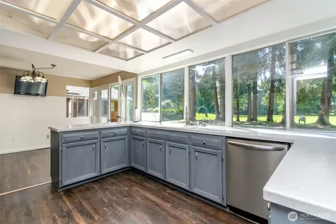 14823 SE 172nd Place Renton WA 98058