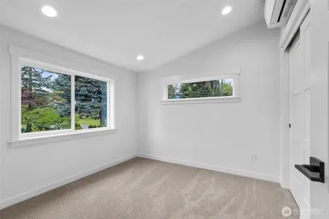 11052 2nd Avenue NW Seattle WA 98177