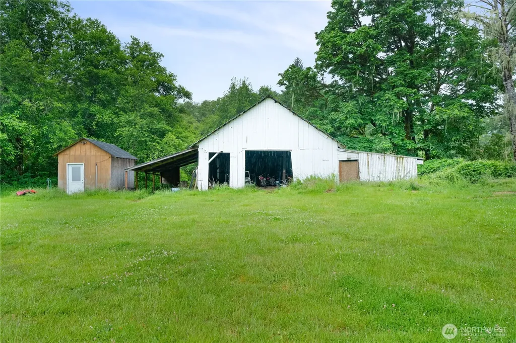 1904 North River Road Cosmopolis WA 98537