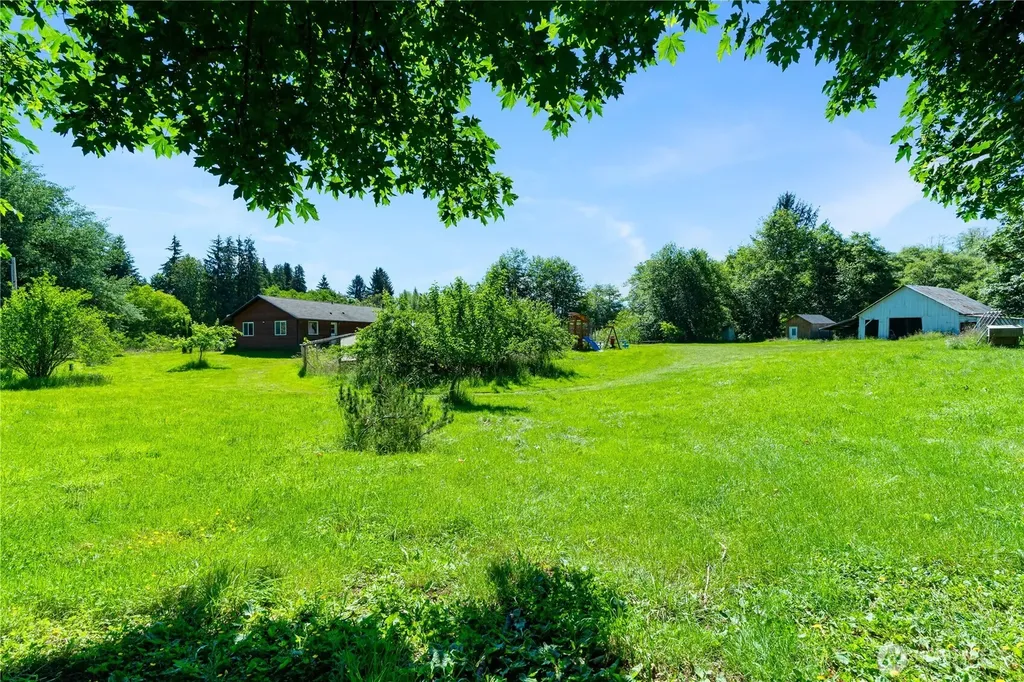 1904 North River Road Cosmopolis WA 98537