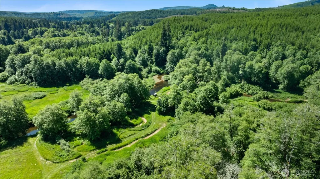 1904 North River Road Cosmopolis WA 98537