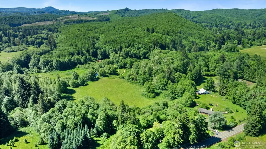 1904 North River Road Cosmopolis WA 98537
