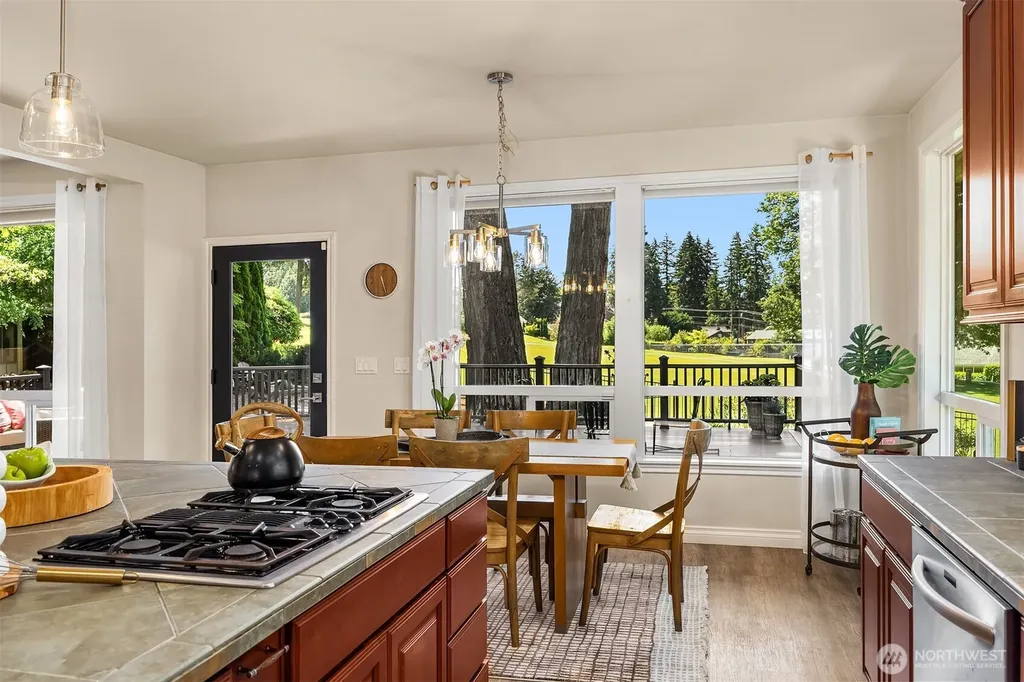 16315 Inglewood Place NE Kenmore WA 98028