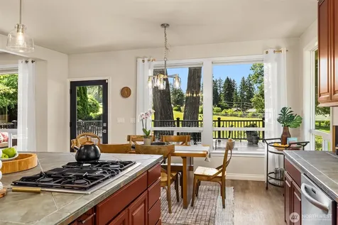 16315 Inglewood Place NE Kenmore WA 98028