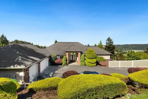 4804 131st Avenue Ct E Edgewood WA 98372