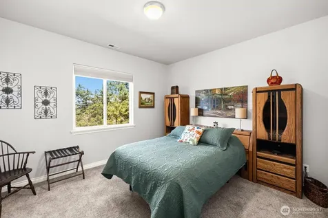 4804 131st Avenue Ct E Edgewood WA 98372