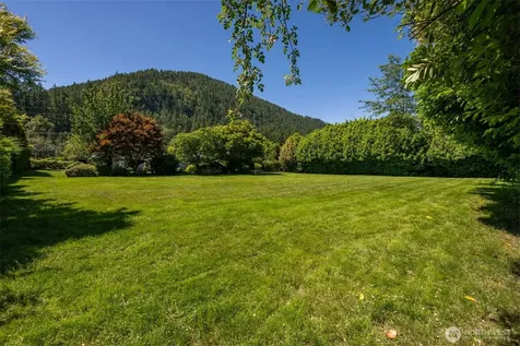 12328 Issaquah Hobart Road Issaquah WA 98027