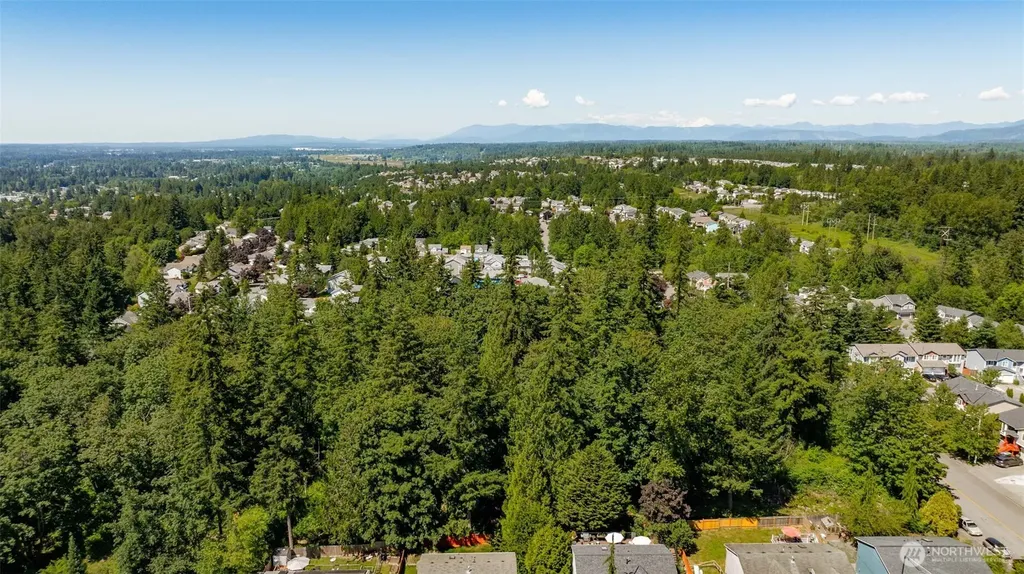 57 79th Avenue NE Marysville WA 98271