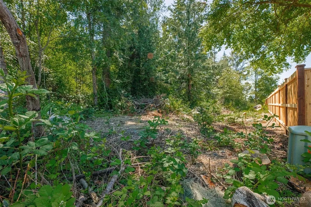 57 79th Avenue NE Marysville WA 98271