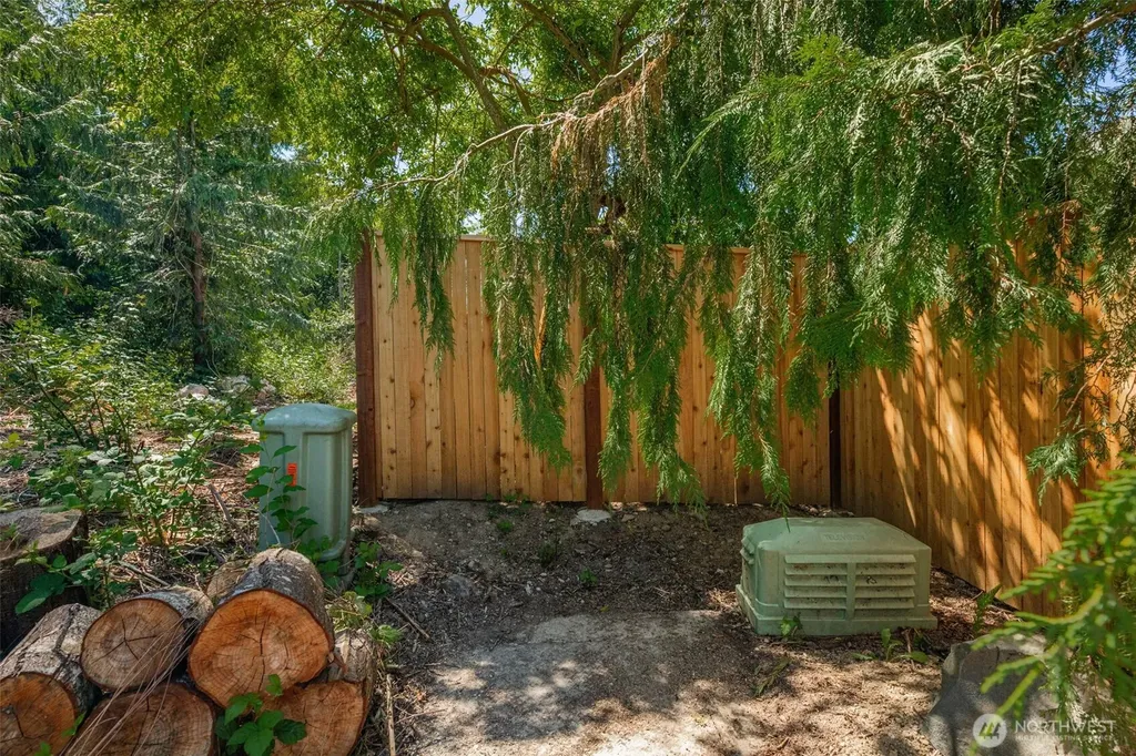 57 79th Avenue NE Marysville WA 98271