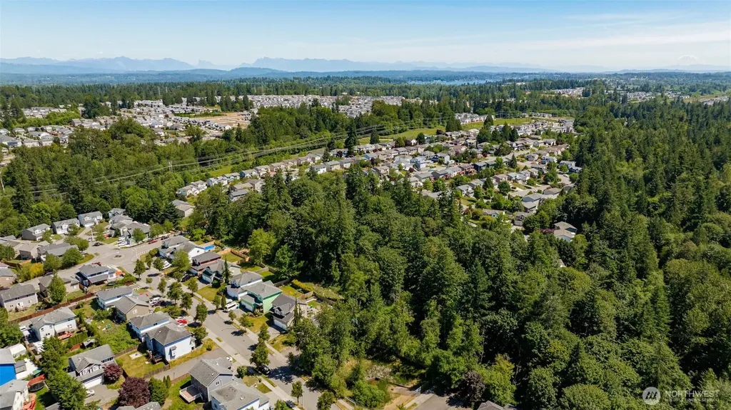57 79th Avenue NE Marysville WA 98271