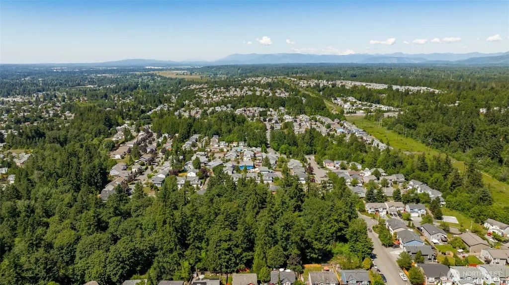 57 79th Avenue NE Marysville WA 98271