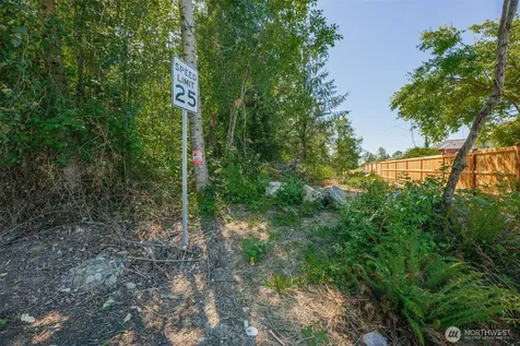 57 79th Avenue NE Marysville WA 98271