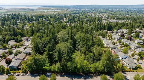 57 79th Avenue NE Marysville WA 98271