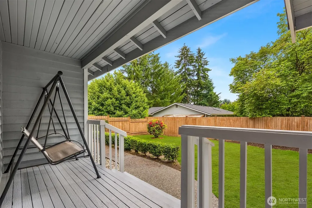 18913 136th Avenue NE Woodinville WA 98072