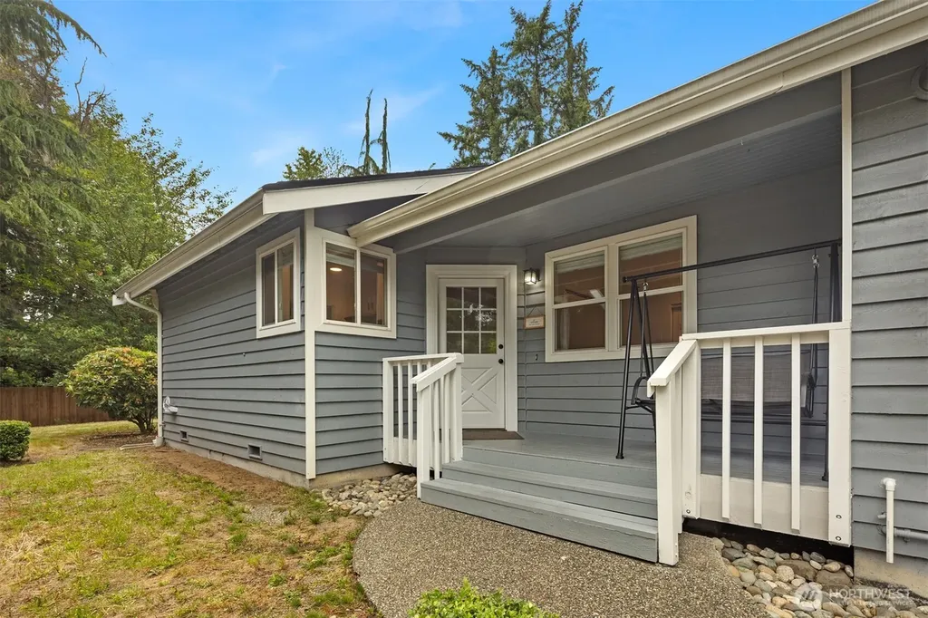 18913 136th Avenue NE Woodinville WA 98072