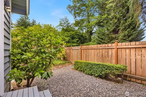 18913 136th Avenue NE Woodinville WA 98072