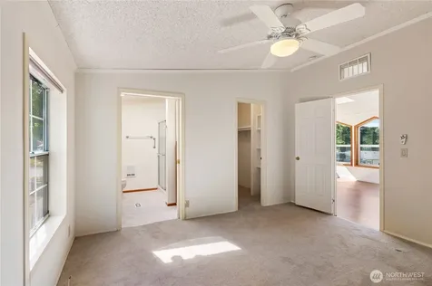9466 Silver Creek Lane NW Bremerton WA 98311