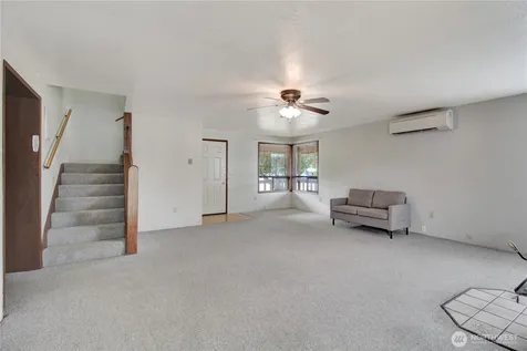 930 Commercial Avenue Darrington WA 98241