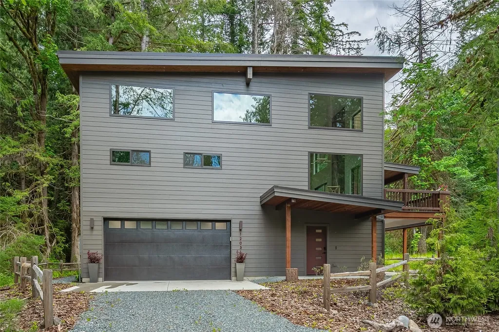 12031 Shuksan Rim Drive Deming WA 98244