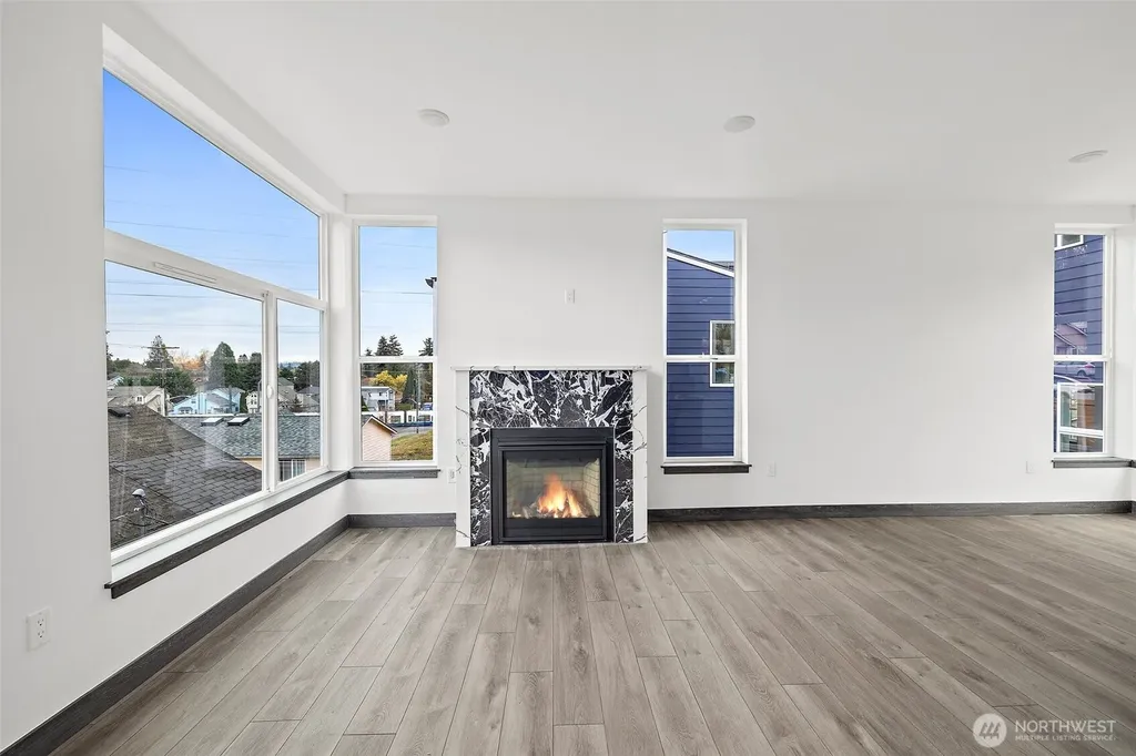 8608 42nd Avenue S Seattle WA 98118