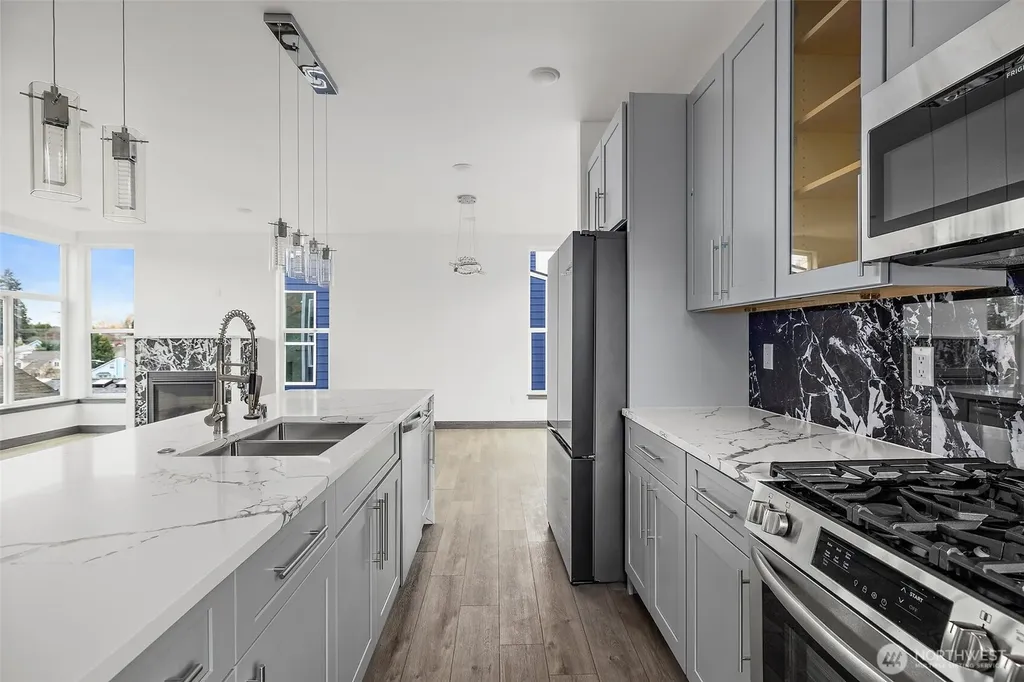 8608 42nd Avenue S Seattle WA 98118