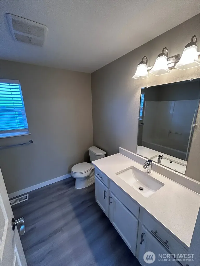 7621 67th Street NE Marysville WA 98270