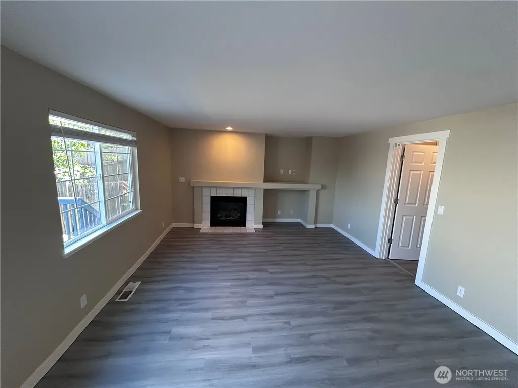 7621 67th Street NE Marysville WA 98270