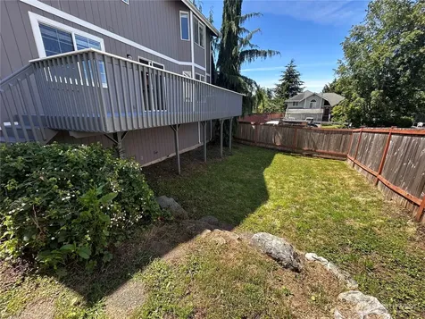7621 67th Street NE Marysville WA 98270