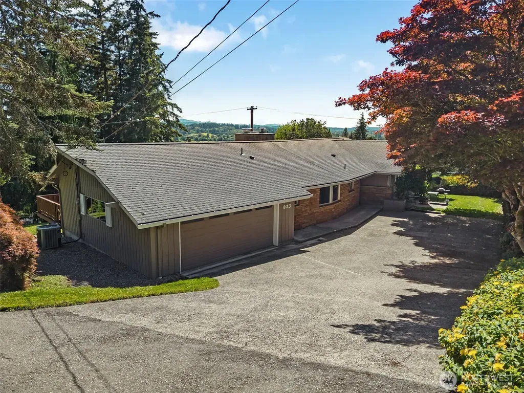 103 SE 16th Street Chehalis WA 98532