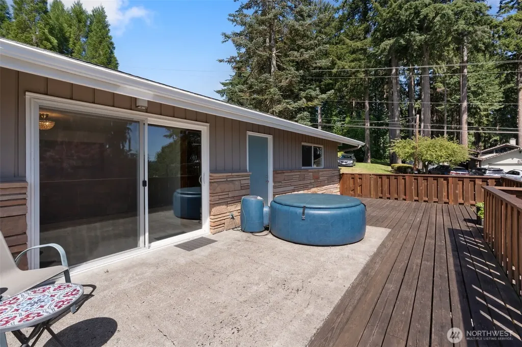 103 SE 16th Street Chehalis WA 98532