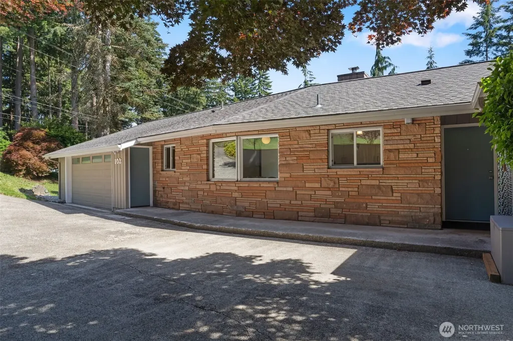 103 SE 16th Street Chehalis WA 98532