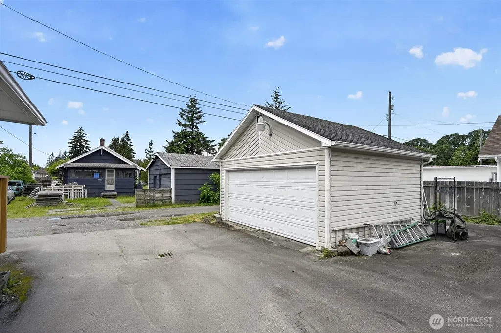 4609 S 66th Street Tacoma WA 98409