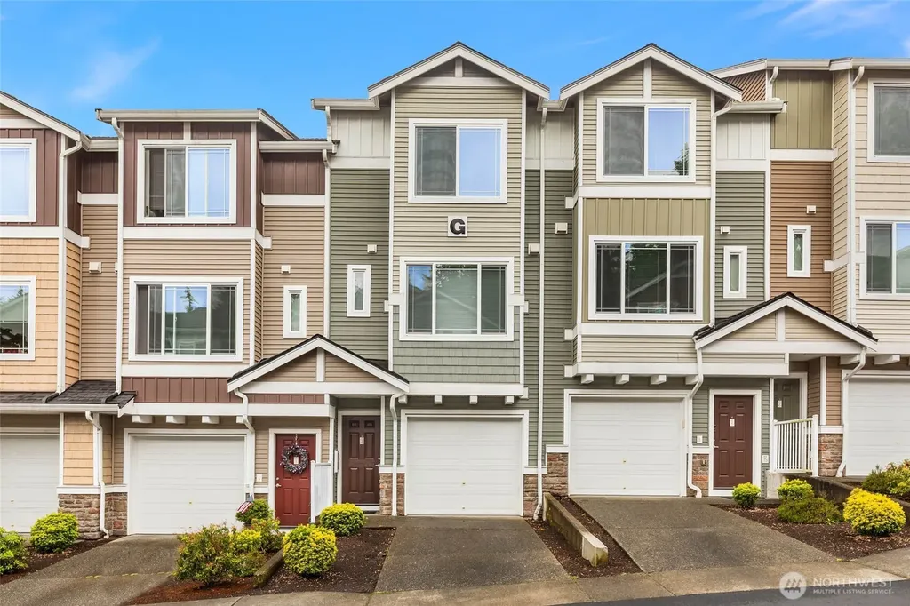 15720 Manor Way Lynnwood WA 98087