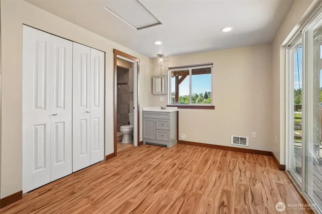 21199 Grip Road Sedro Woolley WA 98284