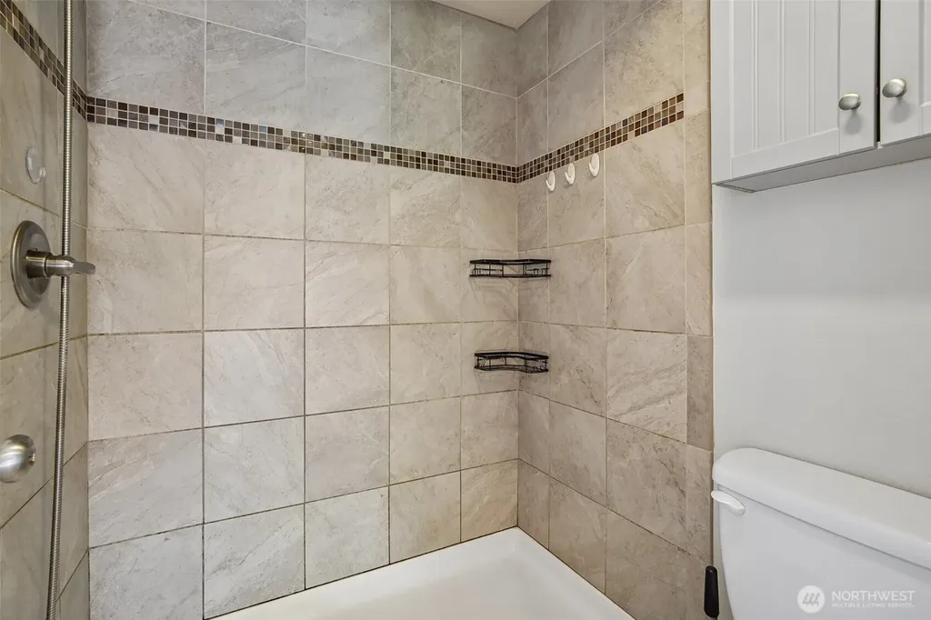 21199 Grip Road Sedro Woolley WA 98284