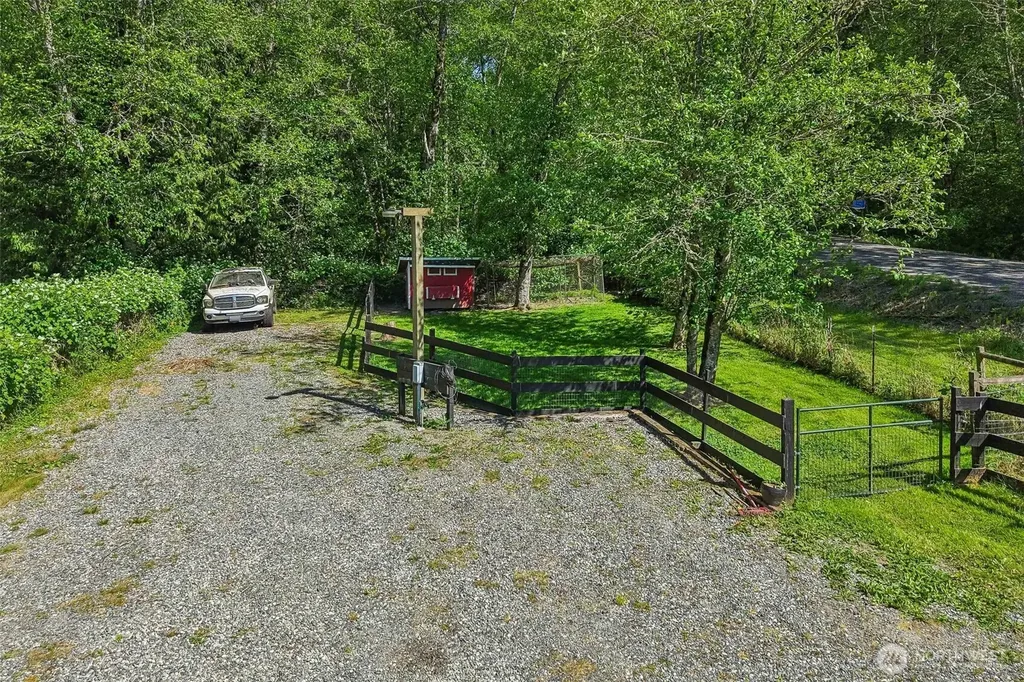21199 Grip Road Sedro Woolley WA 98284