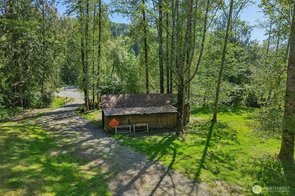 21199 Grip Road Sedro Woolley WA 98284