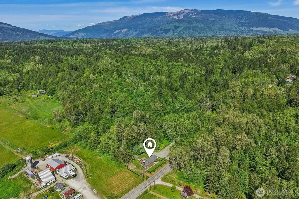 21199 Grip Road Sedro Woolley WA 98284