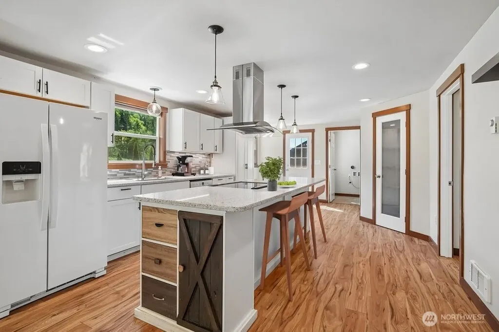 21199 Grip Road Sedro Woolley WA 98284