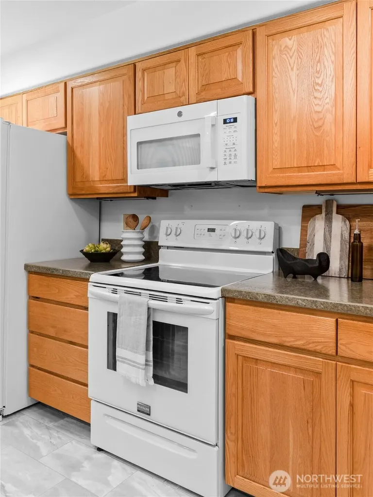 2103 Golden Maples Court NW Olympia WA 98502