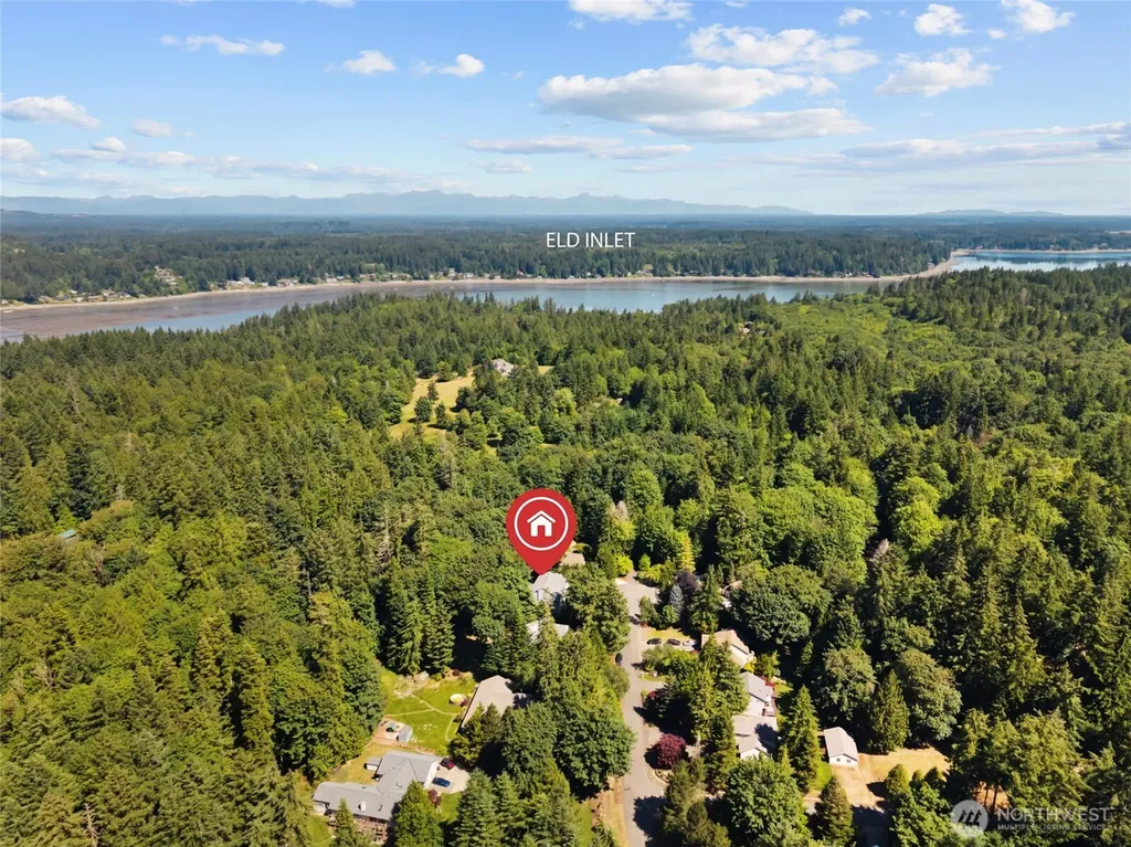 2103 Golden Maples Court NW Olympia WA 98502