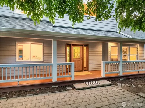 2103 Golden Maples Court NW Olympia WA 98502