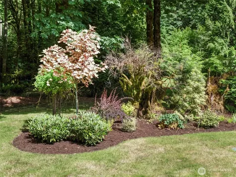 2103 Golden Maples Court NW Olympia WA 98502