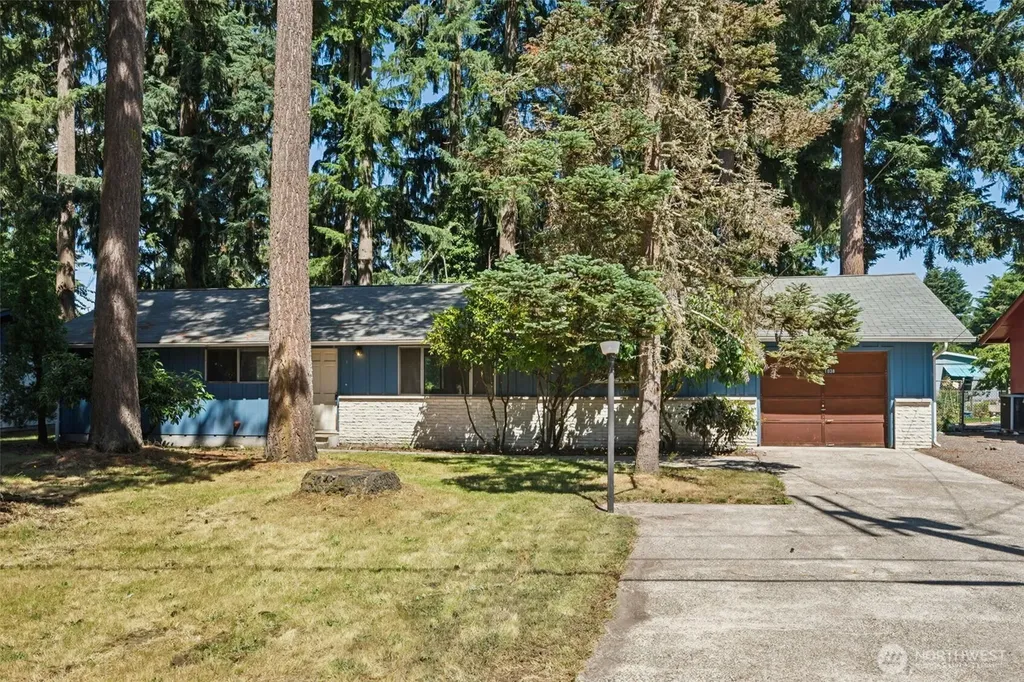 1038 Skyridge Street SE Lacey WA 98503