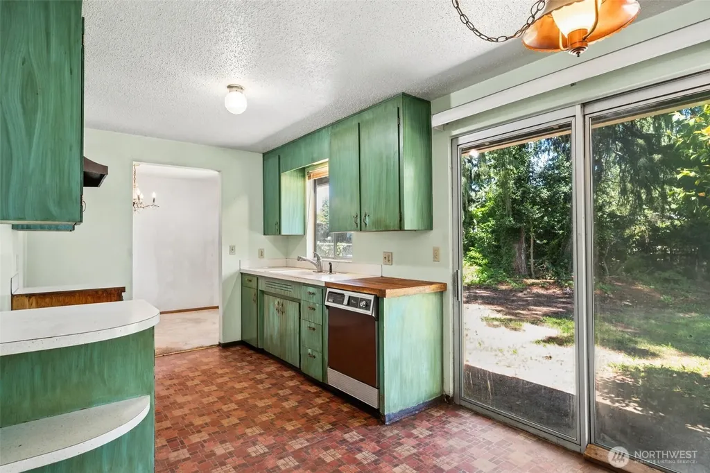 1038 Skyridge Street SE Lacey WA 98503